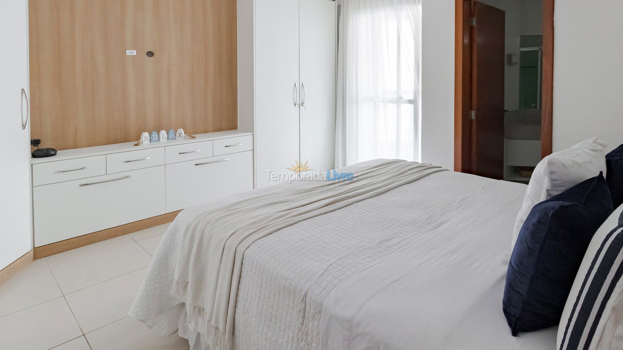 Apartamento para aluguel de temporada em Vila Velha (Praia de Itaparica)