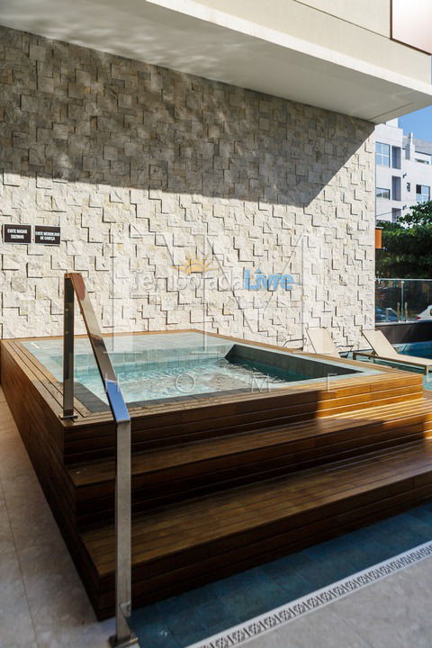 Apartment for vacation rental in Florianópolis (Jurere Tradicional)