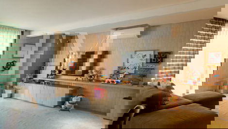 The duplex penthouse in the Luxury Concept condominium
