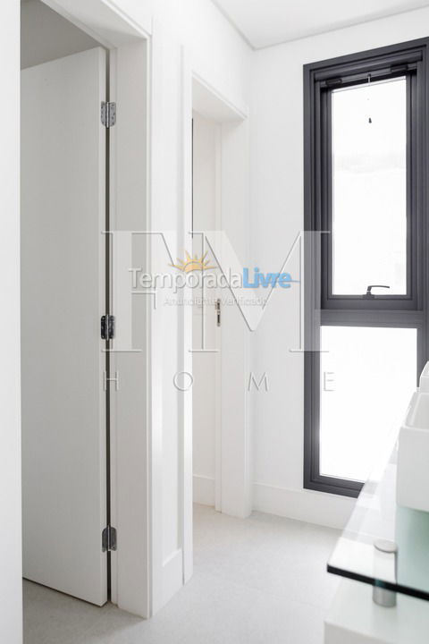 Apartment for vacation rental in Florianópolis (Jurere Tradicional)