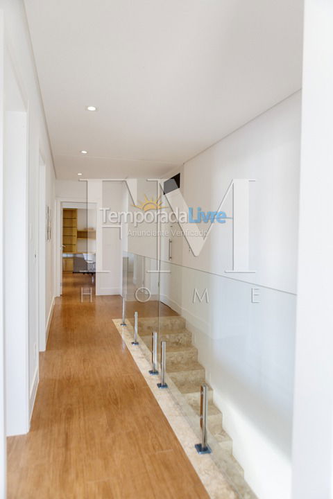 Apartment for vacation rental in Florianópolis (Jurere Tradicional)