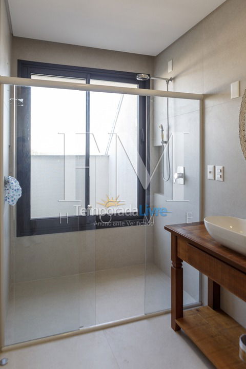 Apartment for vacation rental in Florianópolis (Jurere Tradicional)