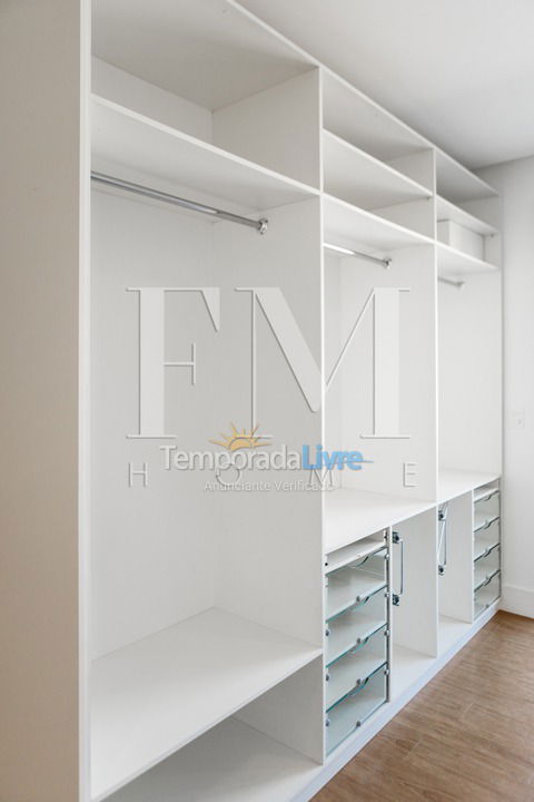Apartment for vacation rental in Florianópolis (Jurere Tradicional)