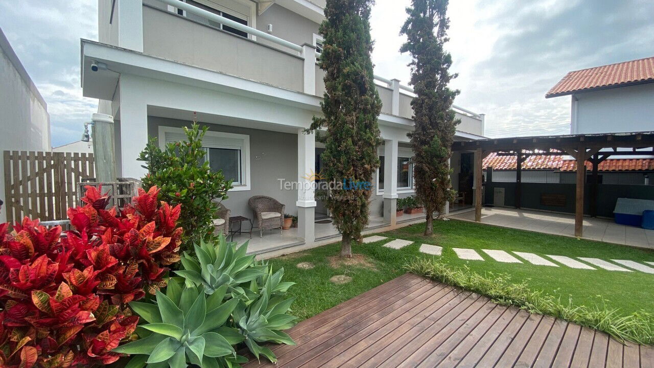 House for vacation rental in Florianopolis (Daniela)