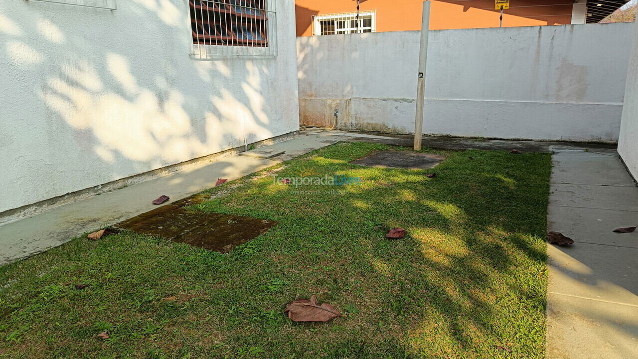 Casa para aluguel de temporada em Florianópolis (Cachoeira do Bom Jesus)