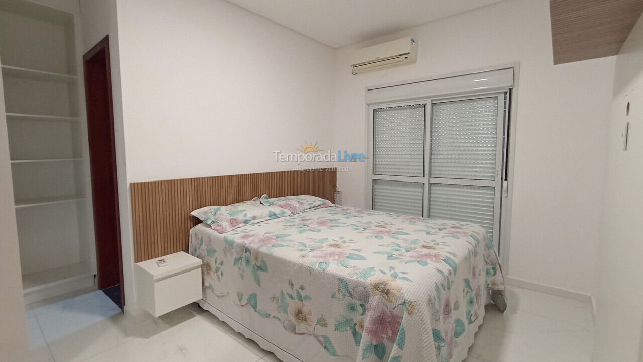 Apartamento para aluguel de temporada em Florianopolis (Praia dos Ingleses)
