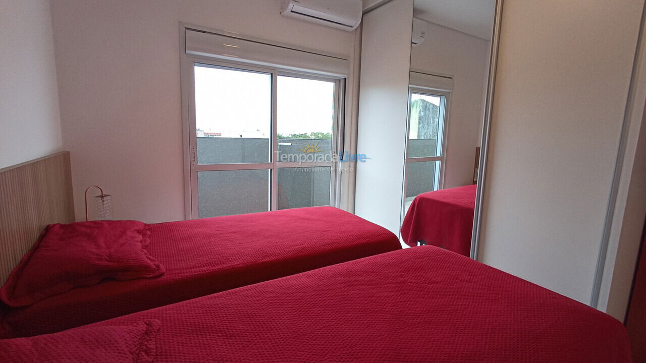 Apartamento para aluguel de temporada em Florianopolis (Praia dos Ingleses)