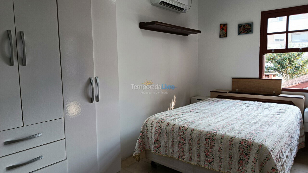 Casa para aluguel de temporada em Florianópolis (Cachoeira do Bom Jesus)