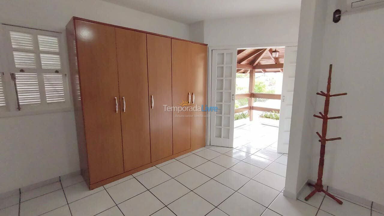 Casa para alquiler de vacaciones em Florianópolis (Cachoeira do Bom Jesus)