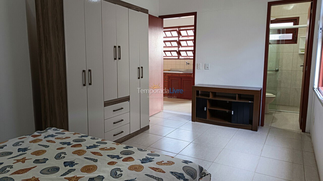 Casa para aluguel de temporada em Florianópolis (Cachoeira do Bom Jesus)