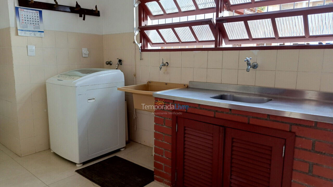 Casa para aluguel de temporada em Florianópolis (Cachoeira do Bom Jesus)