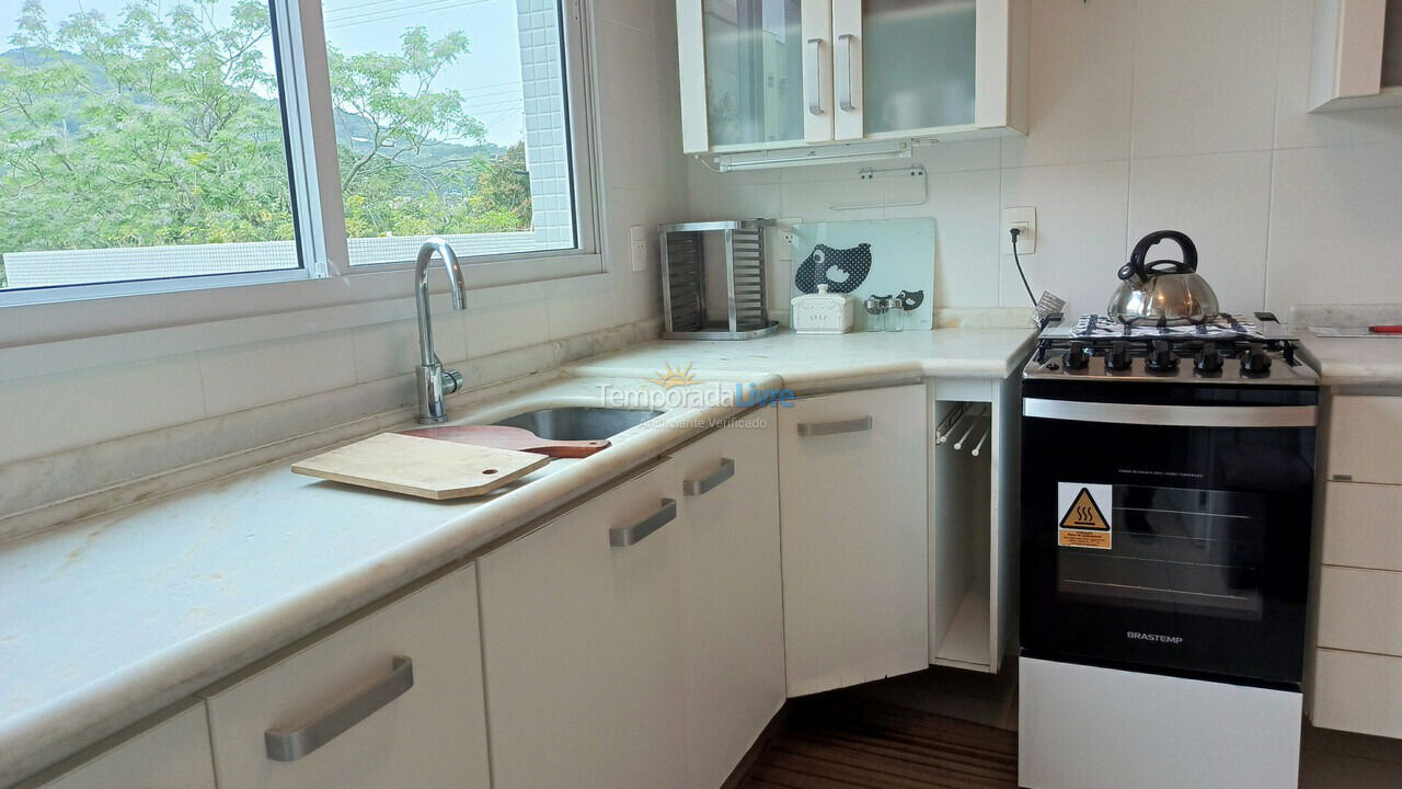 Apartamento para aluguel de temporada em Florianópolis (Lagoinha)