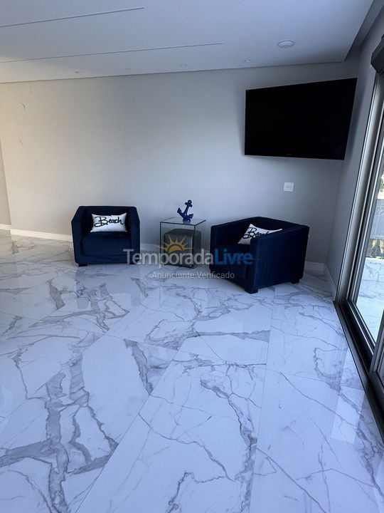 Casa para alquiler de vacaciones em Bertioga (Praia de Guaratuba)