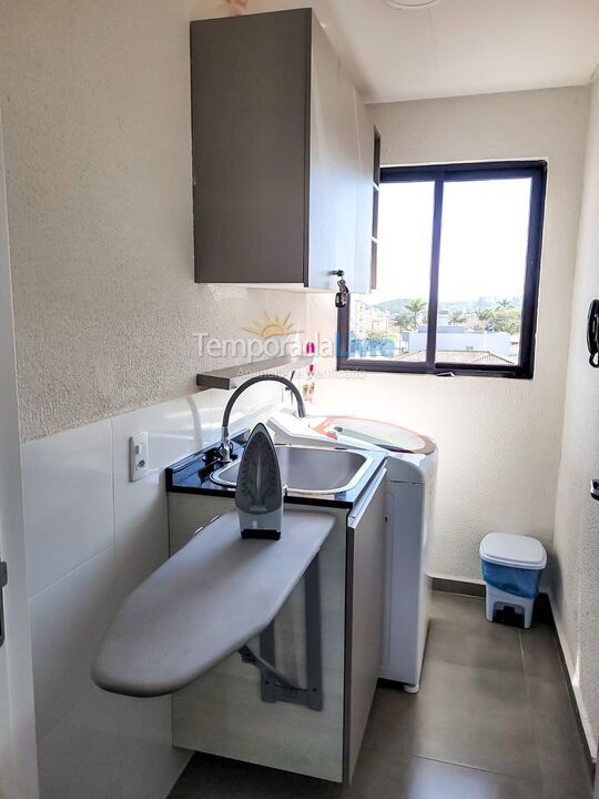 Apartment for vacation rental in Balneário Piçarras (Itacolomi)