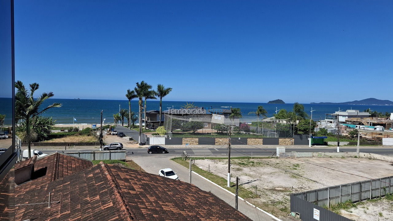 Apartment for vacation rental in Balneário Piçarras (Itacolomi)