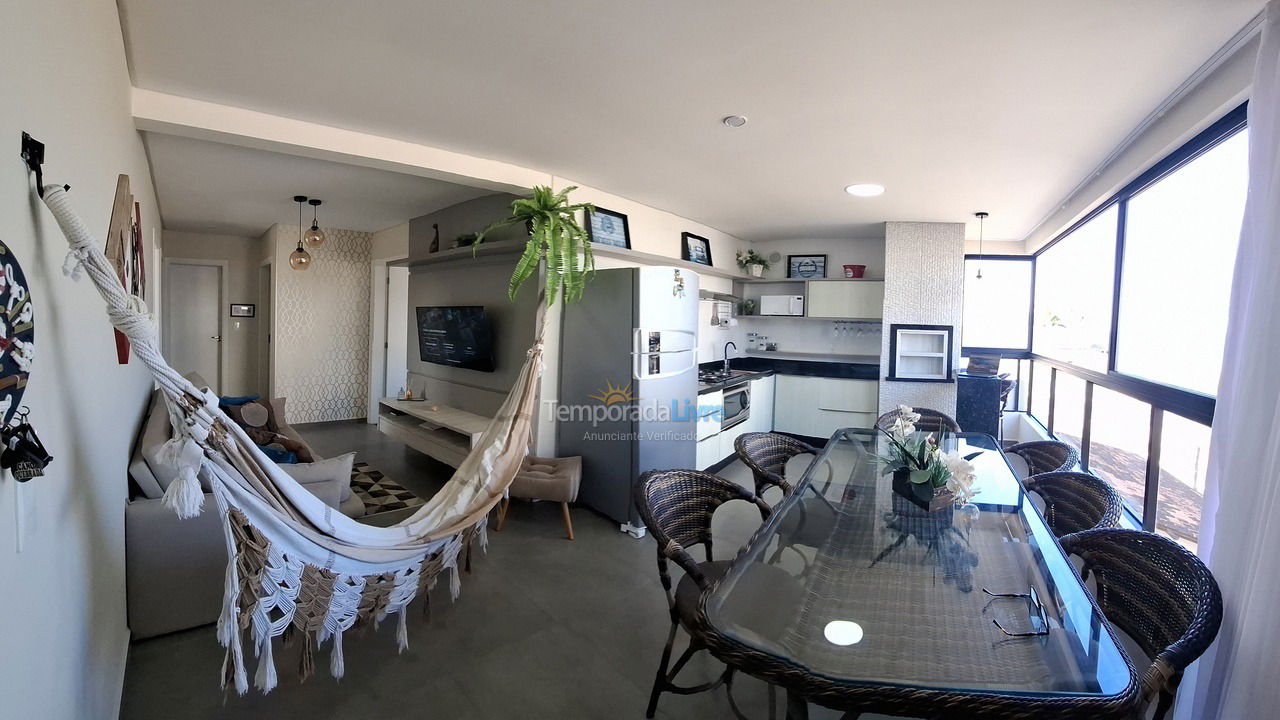 Apartment for vacation rental in Balneário Piçarras (Itacolomi)
