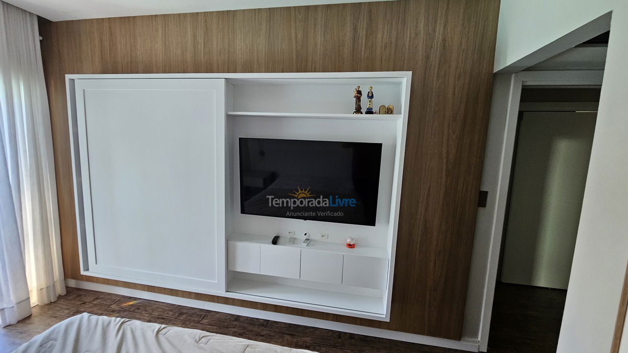 Casa para aluguel de temporada em Florianopolis (Jurerê Internacional)