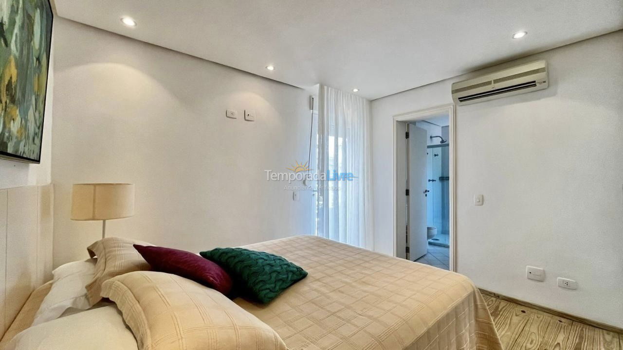 Casa para aluguel de temporada em São Sebastião (Praia da Baleia)
