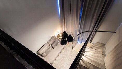 Studio Duplex no Tolive One Housi by Carpediem