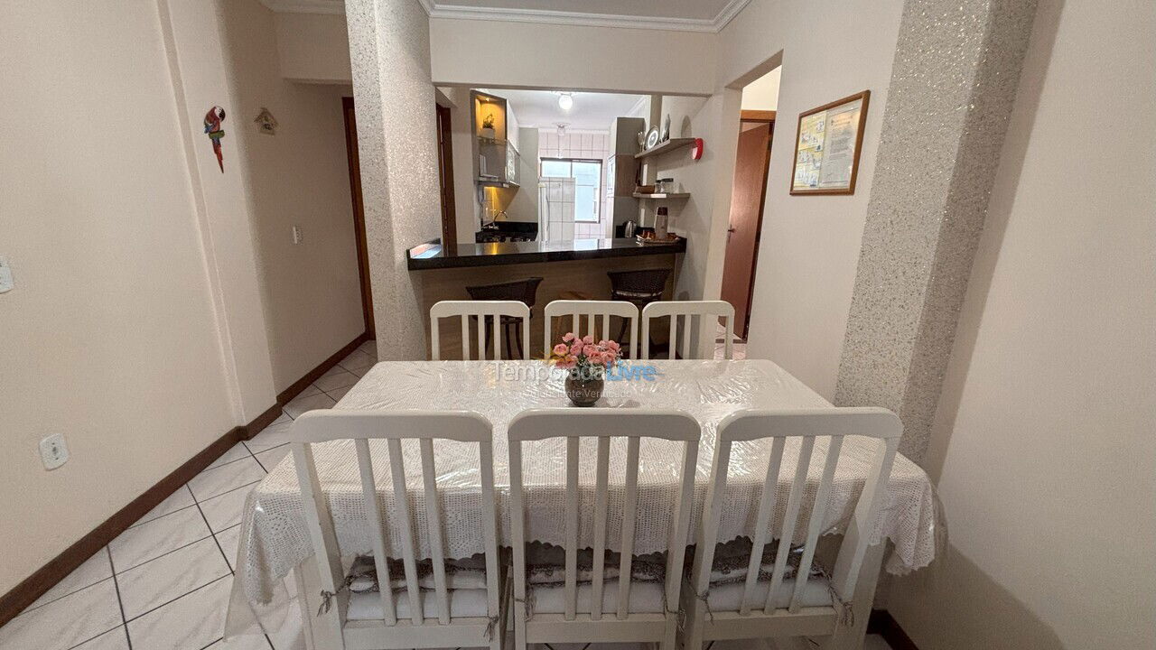 Apartment for vacation rental in Bombinhas (Praia de Bombas)