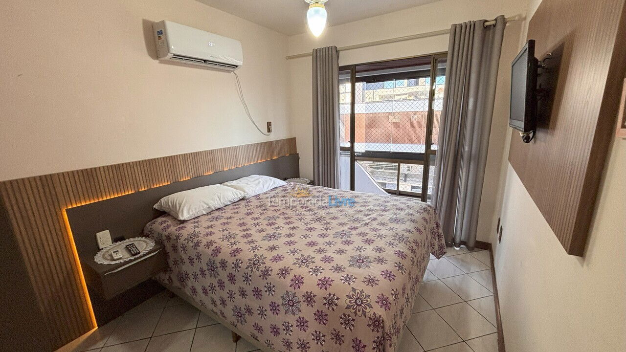 Apartment for vacation rental in Bombinhas (Praia de Bombas)