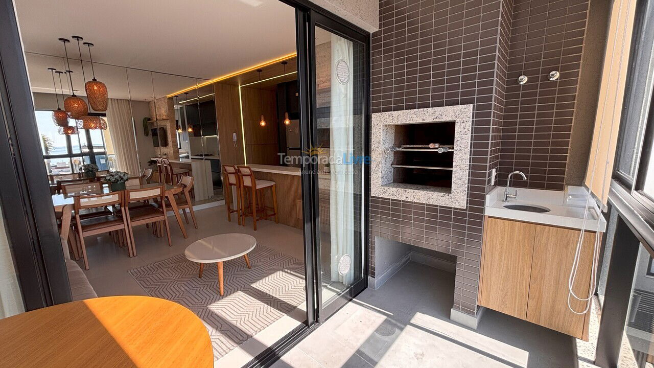 Apartment for vacation rental in Bombinhas (Praia de Bombas)