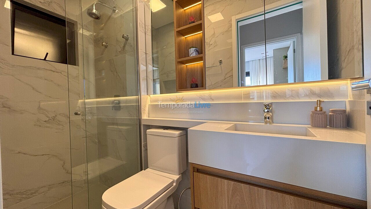Apartment for vacation rental in Bombinhas (Praia de Bombas)