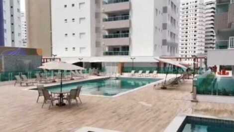 Duas piscinas adulto