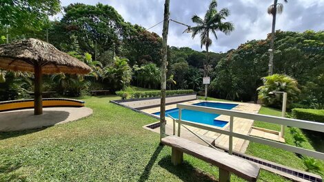 Chacara with swimming pool and lake for fishing in Juquitiba