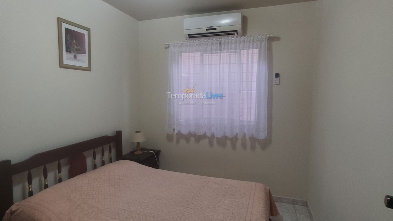 Casa para aluguel de temporada em Guaratuba (Figueira)