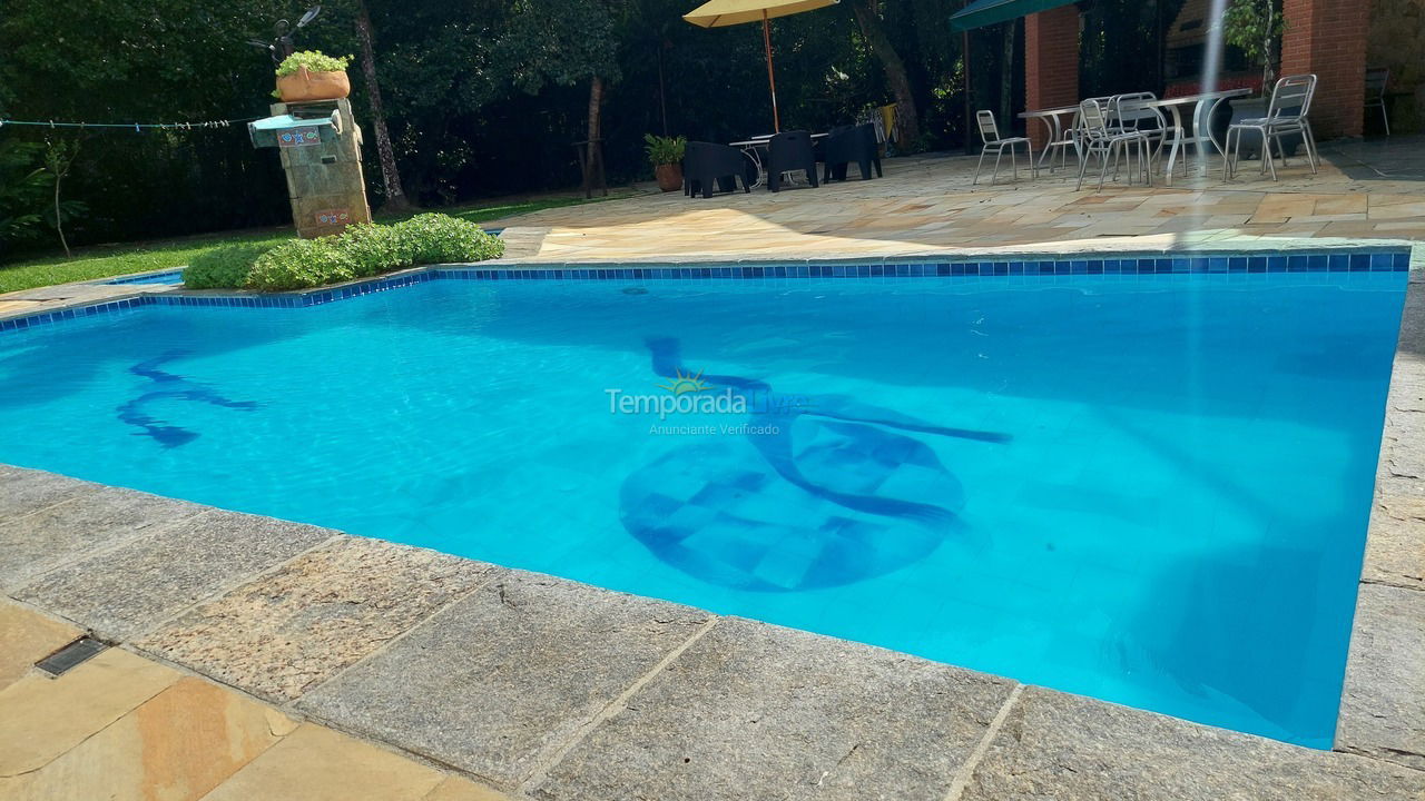 Casa para alquiler de vacaciones em Bertioga (Praia de Guaratuba)