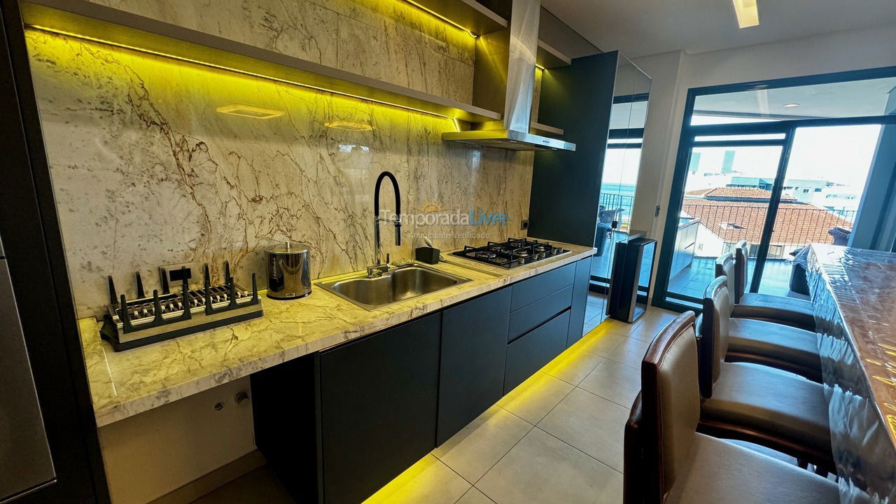 Apartamento para aluguel de temporada em Ubatuba (Praia Grande)
