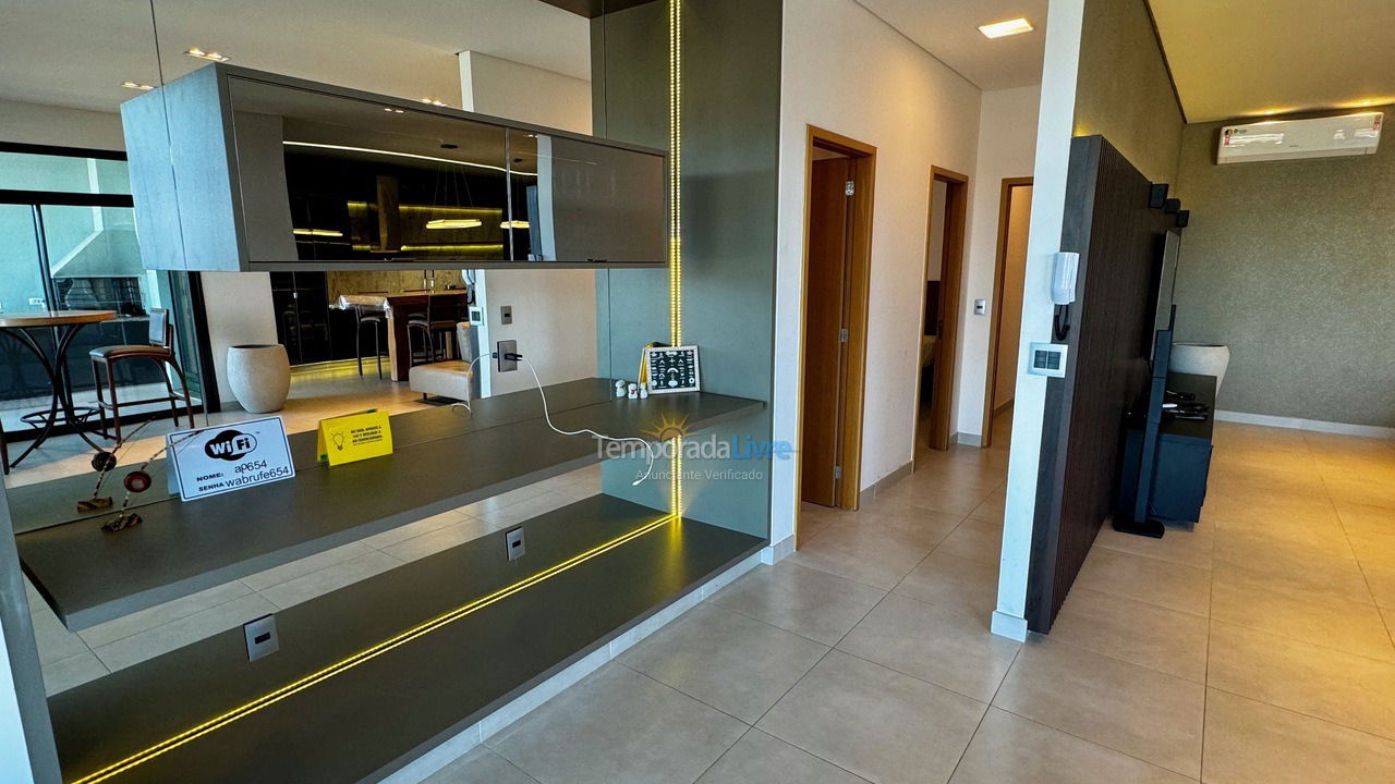 Apartamento para aluguel de temporada em Ubatuba (Praia Grande)