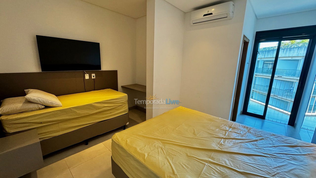 Apartamento para aluguel de temporada em Ubatuba (Praia Grande)