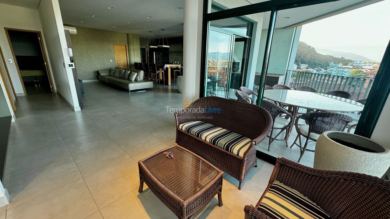 Apartamento para aluguel de temporada em Ubatuba (Praia Grande)