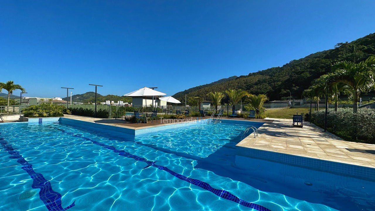 Apartamento para aluguel de temporada em Ubatuba (Praia Grande)