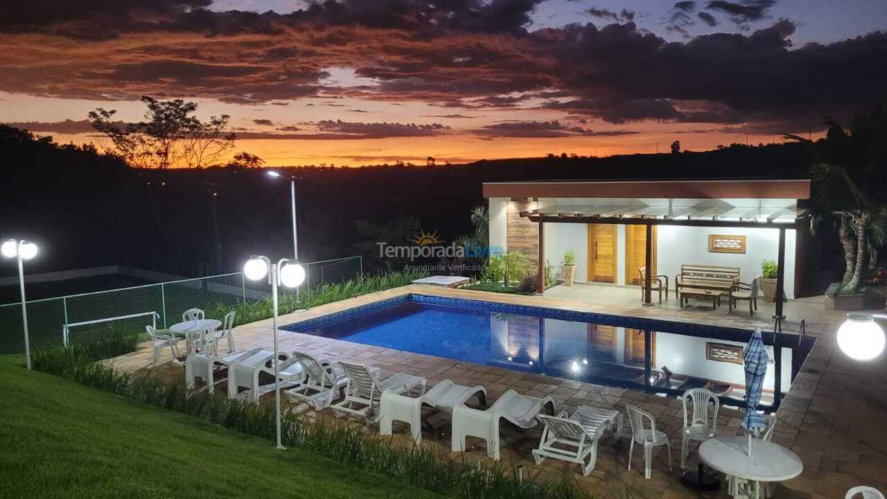 Chácara / sítio para aluguel de temporada em Boituva (Pinhal)