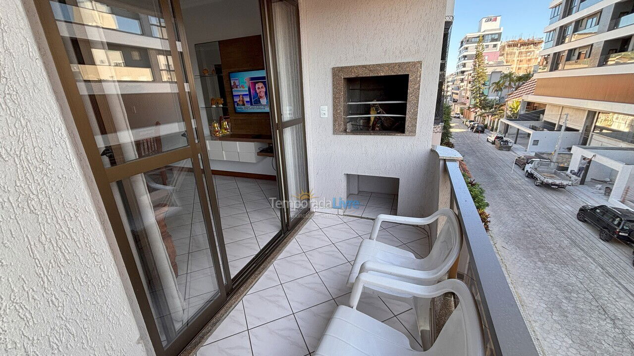 Apartamento para aluguel de temporada em Bombinhas (Praia de Bombas)