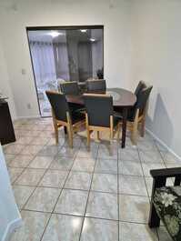 Excelente apartamento Frente Avenida com vista para o Mar