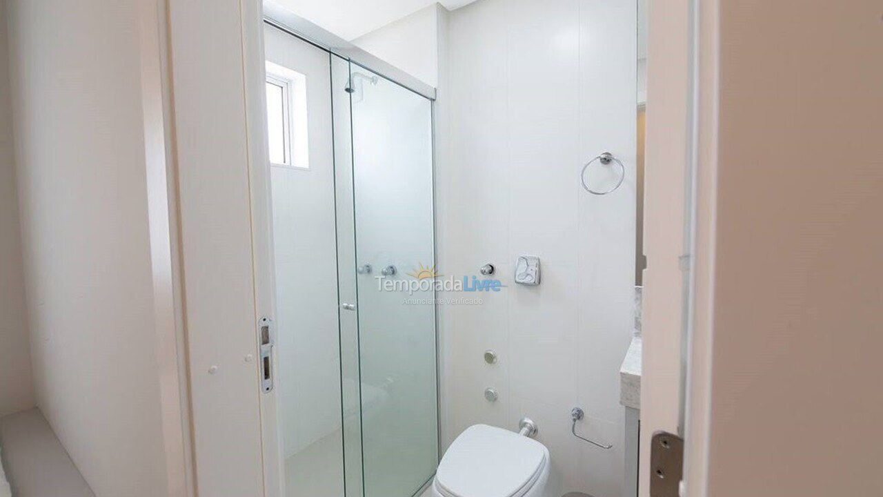 Apartamento para aluguel de temporada em Itapema (Centro)