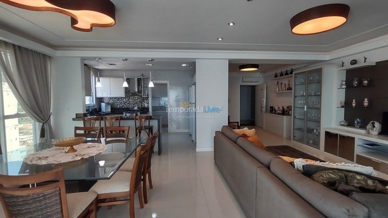 Apartment for vacation rental in Itapema (Centro)