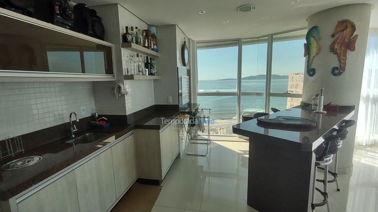 Apartment for vacation rental in Itapema (Centro)