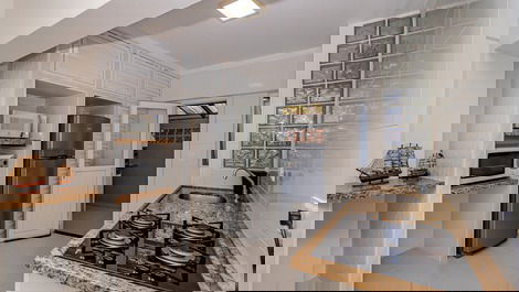 Foto ampla cozinha