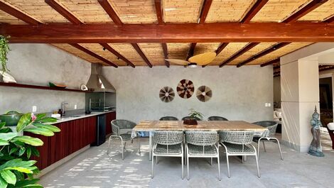HIGH STANDARD WHALE BEACH LEASE