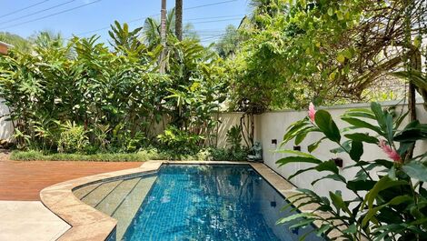 HIGH STANDARD WHALE BEACH LEASE