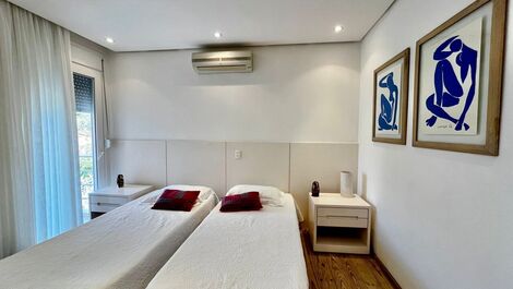 HIGH STANDARD WHALE BEACH LEASE