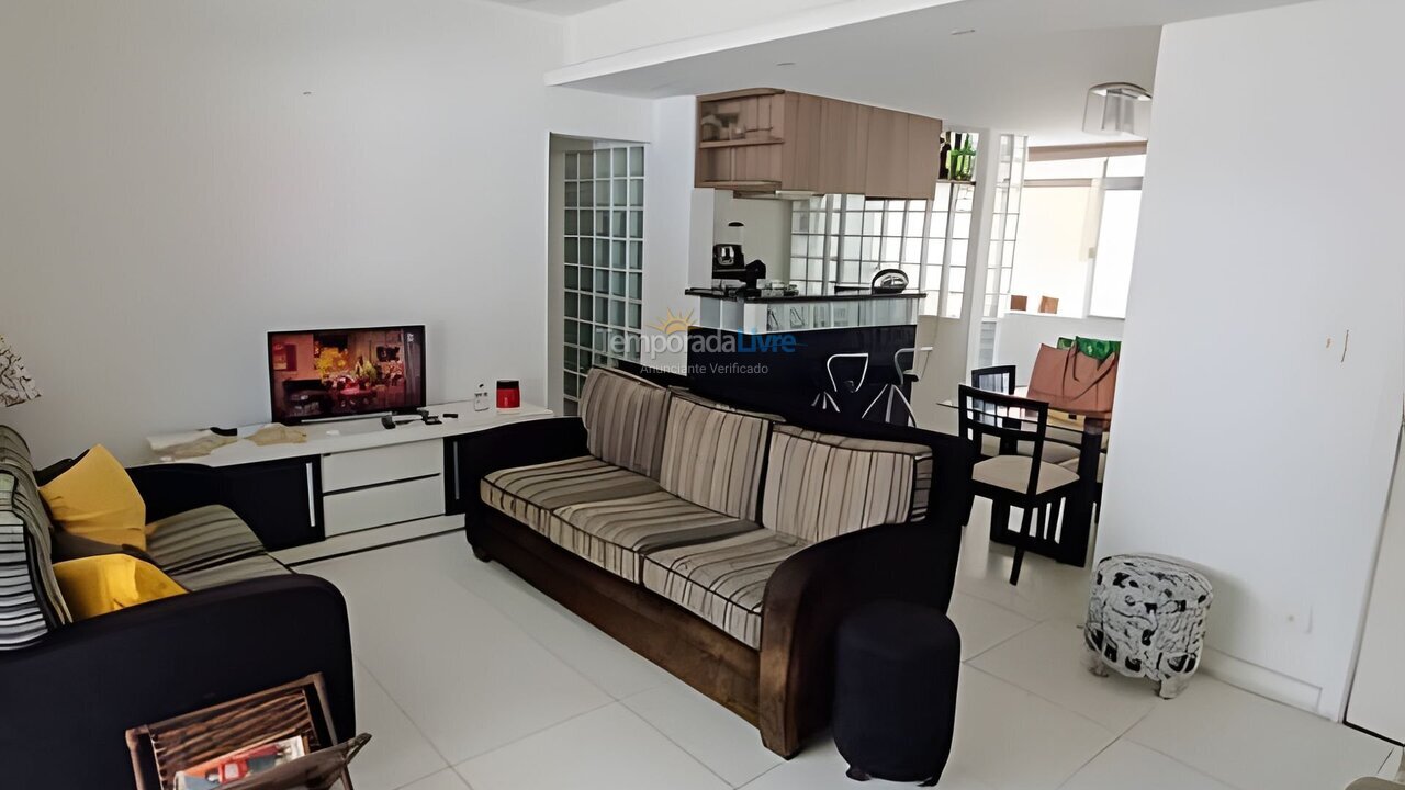 Apartamento para aluguel de temporada em Guarujá (A)