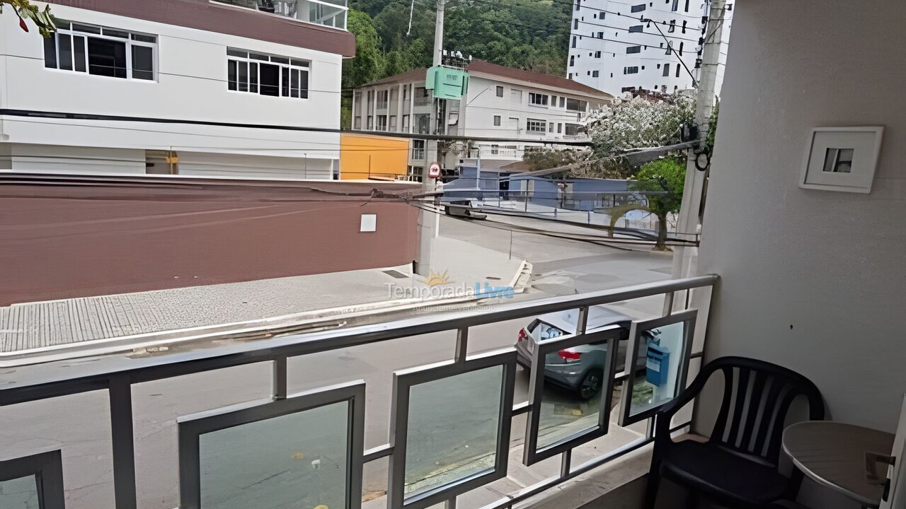 Apartamento para aluguel de temporada em Guarujá (A)