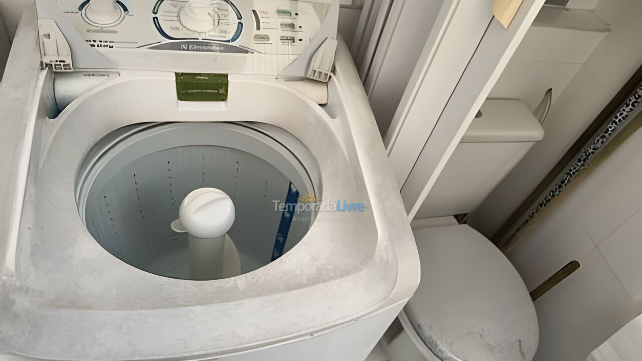 Apartamento para aluguel de temporada em Guarujá (A)