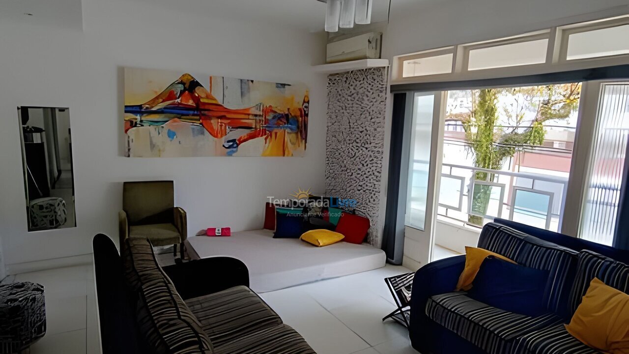 Apartamento para aluguel de temporada em Guarujá (A)